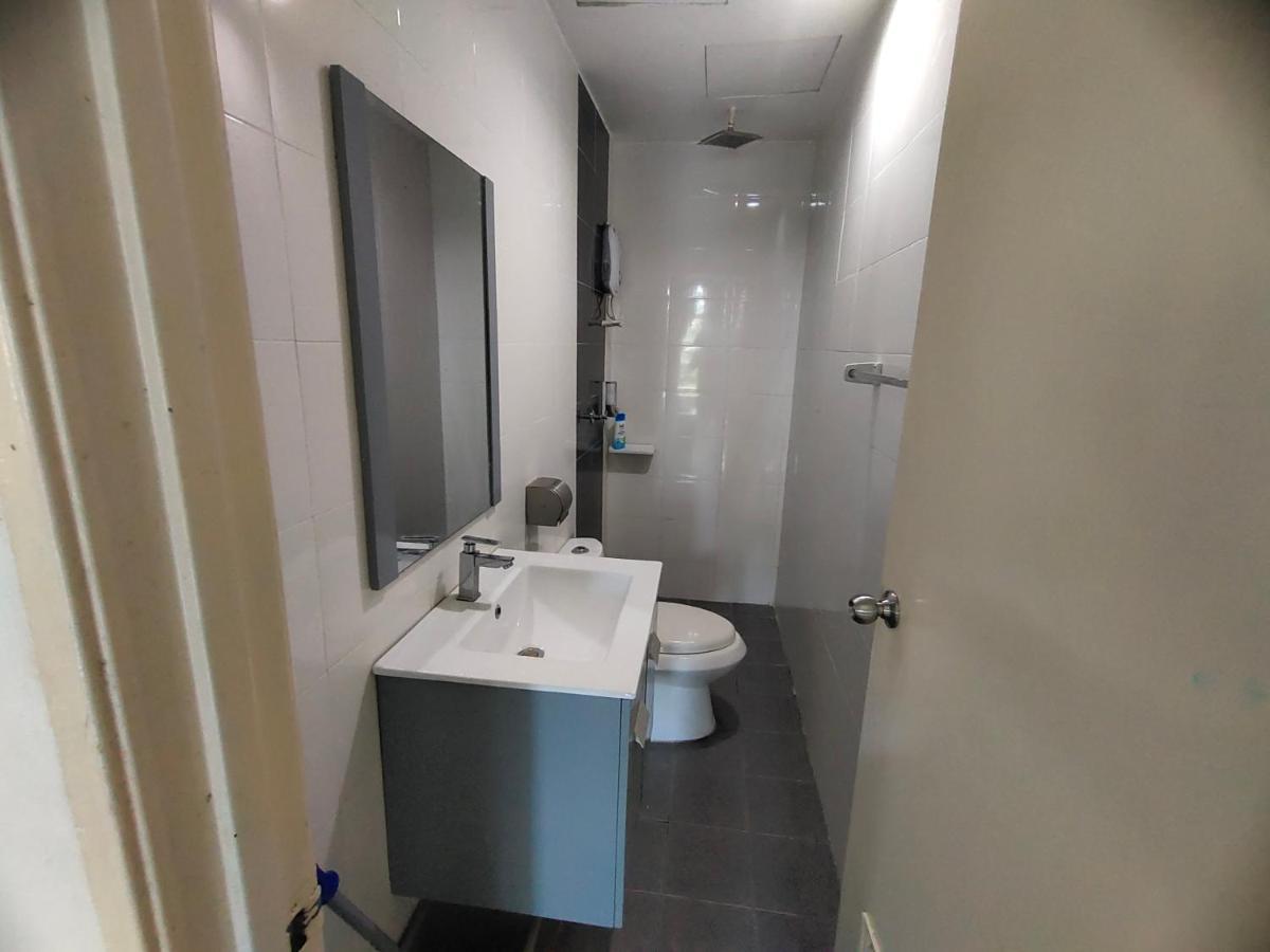 2 Rooms Homestay Deviana Wakaf Che Yeh Kota Bharu Eksteriør bilde